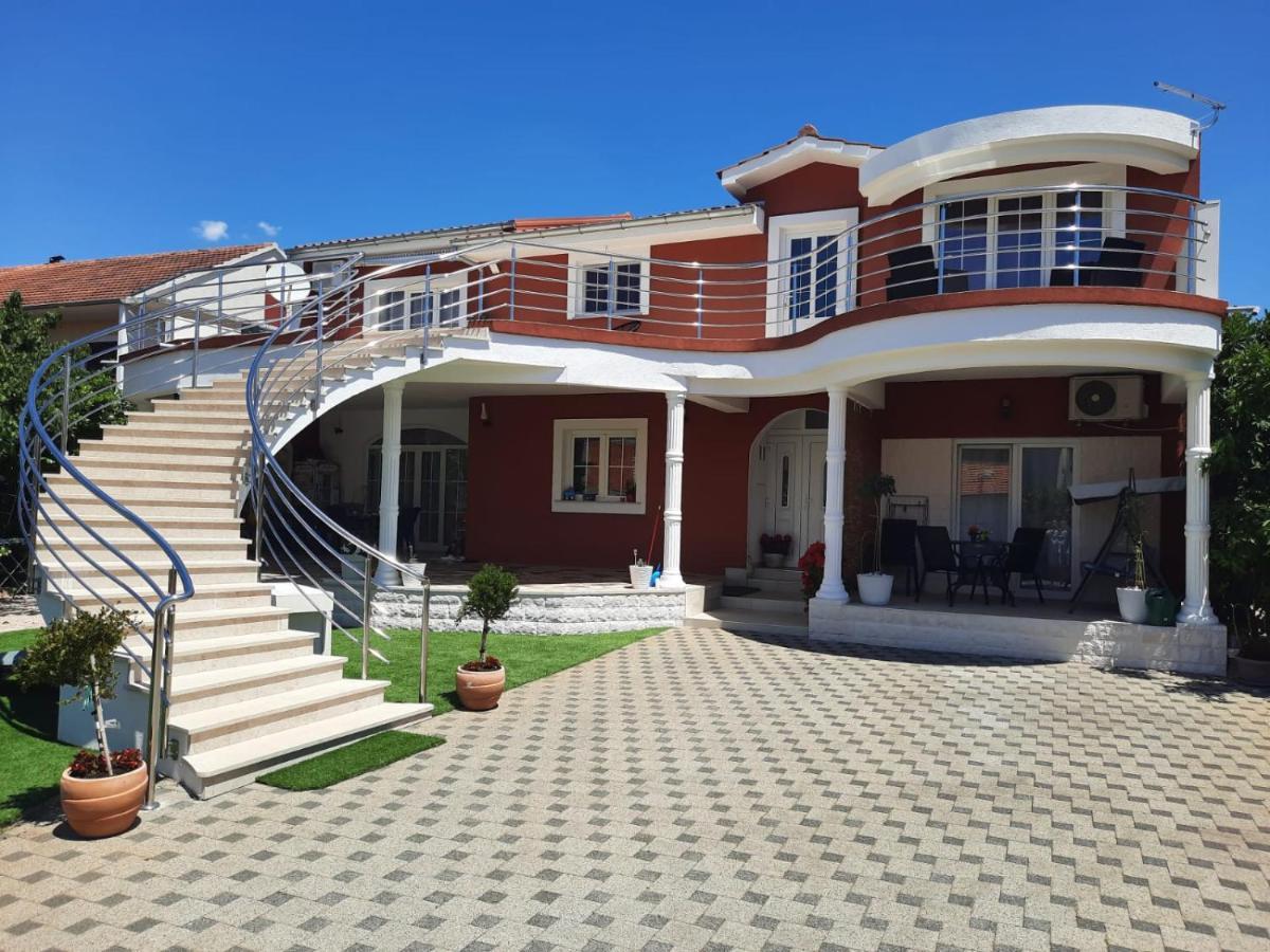 שיבניק Apartment Jopa מראה חיצוני תמונה