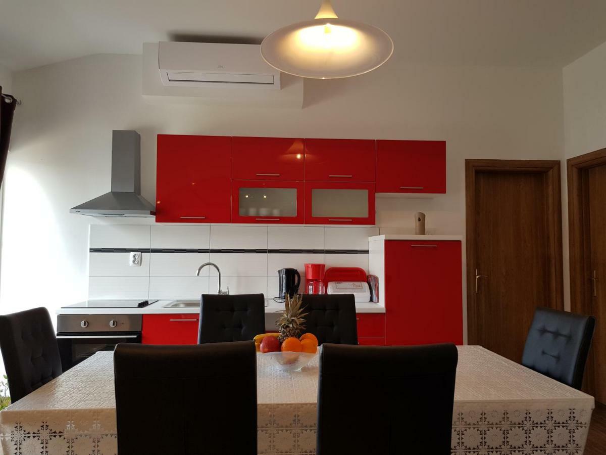 שיבניק Apartment Jopa מראה חיצוני תמונה