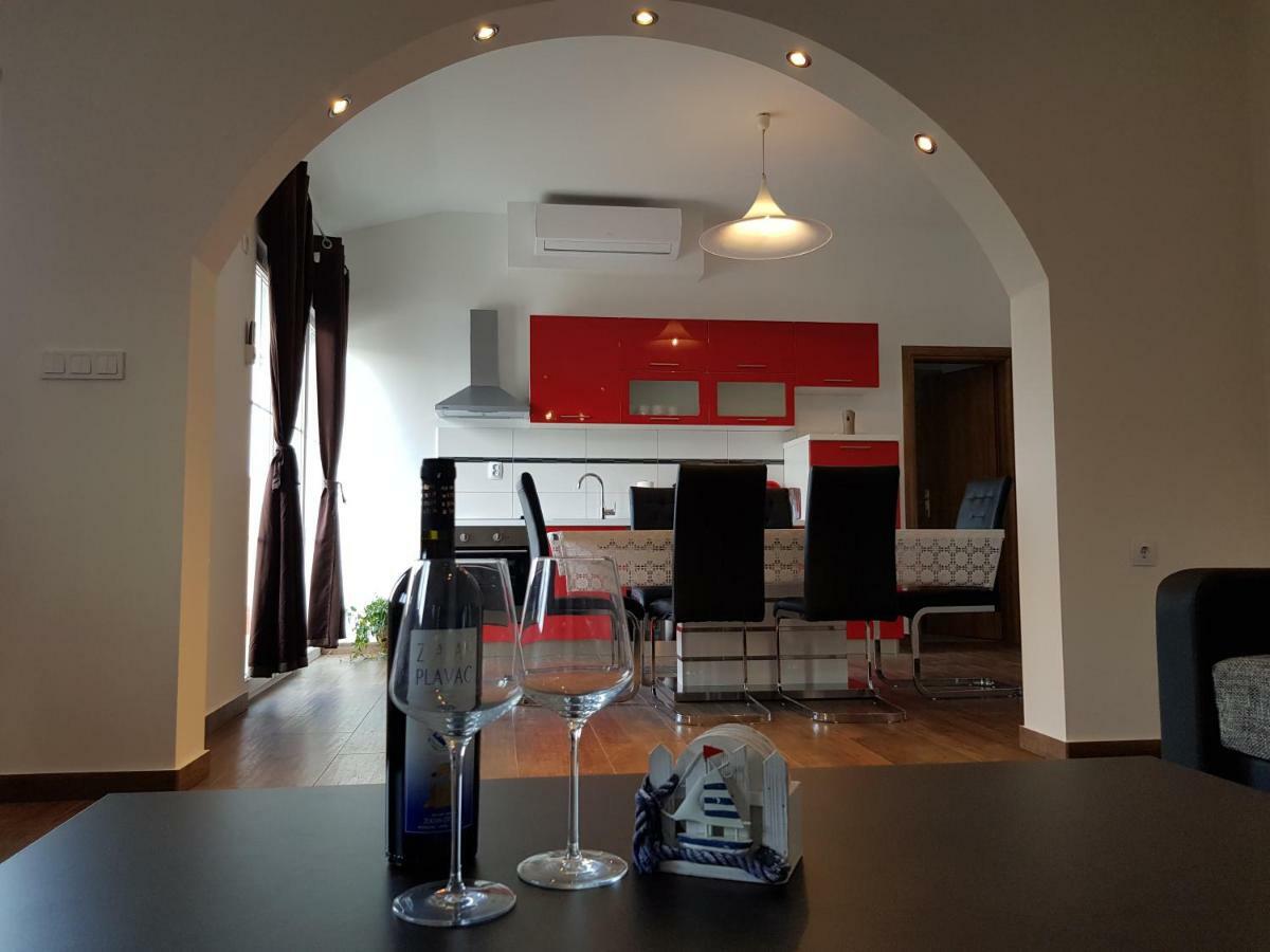 שיבניק Apartment Jopa מראה חיצוני תמונה