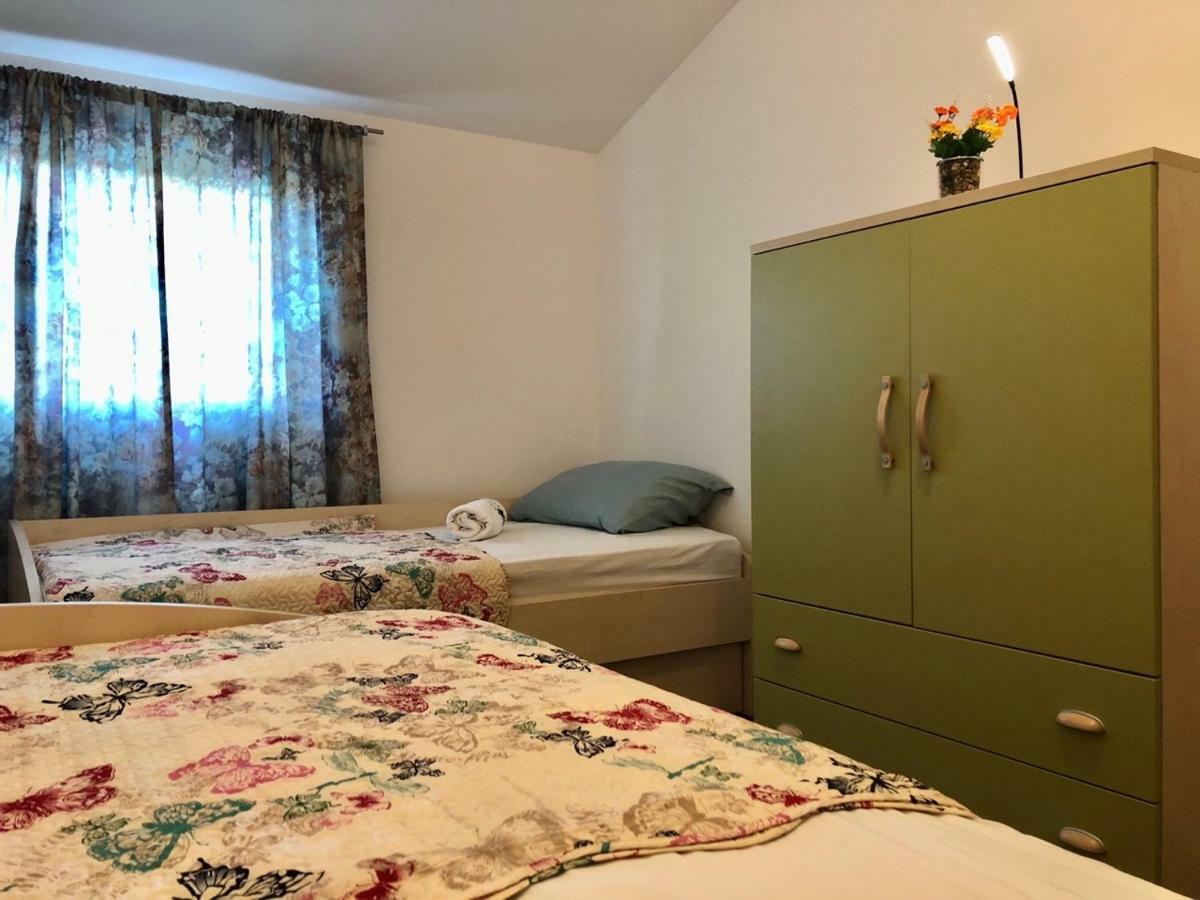 שיבניק Apartment Jopa מראה חיצוני תמונה